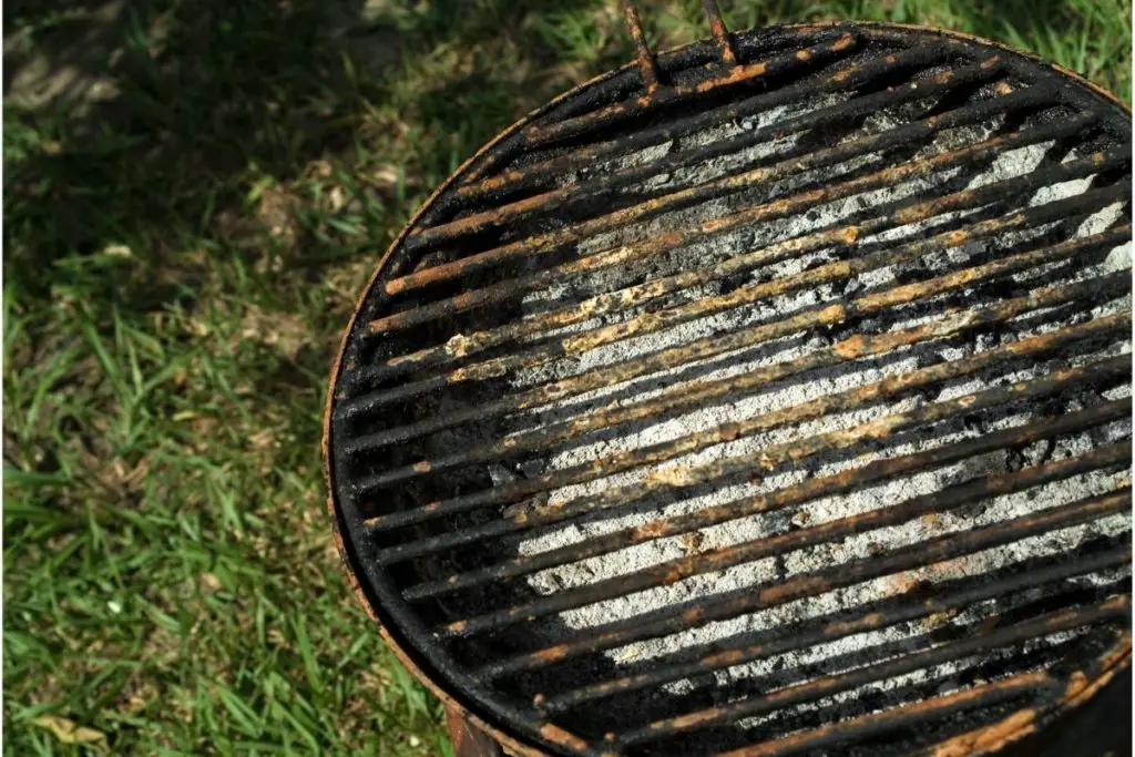 How To Clean A Rusty Grill